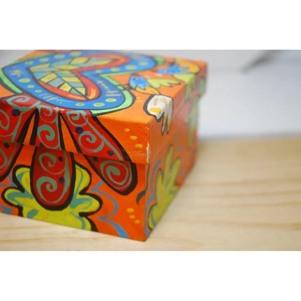 Vintage‎ Hand-painted wooden jewelry box Zentangle design heart lovebirds UNISEX